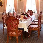 Busch Szálloda 3*