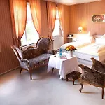 Busch Hotel 3*