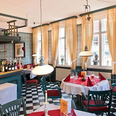Busch Hotel 3*